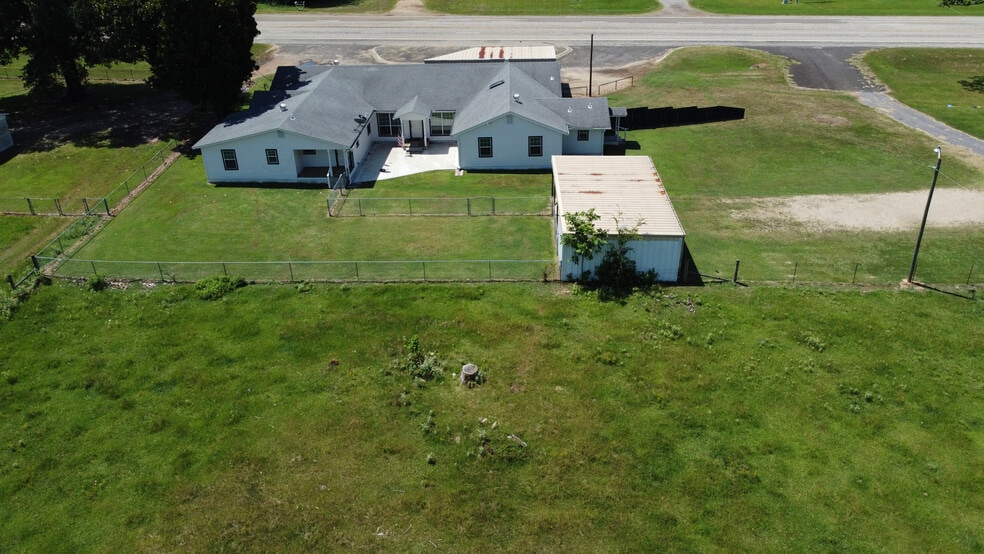 More Photos Of 4846 US Highway 67 W, Simms Daycare Center For Sale