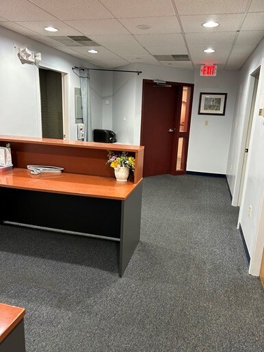 More Photos Of 215 Toll Gate Rd, Warwick Medical For Lease