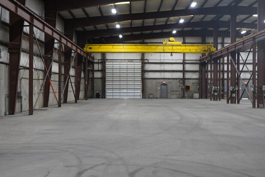 More Photos Of 6645 S 61st West Ave, Tulsa Warehouse For Lease
