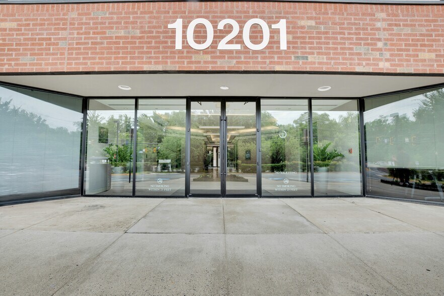 More Photos Of 10201 Fairfax Blvd, Fairfax Office For Lease