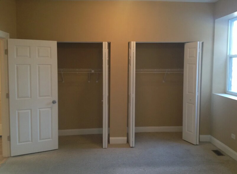 More Photos Of 4601 S Indiana Ave, Chicago Apartments For Sale