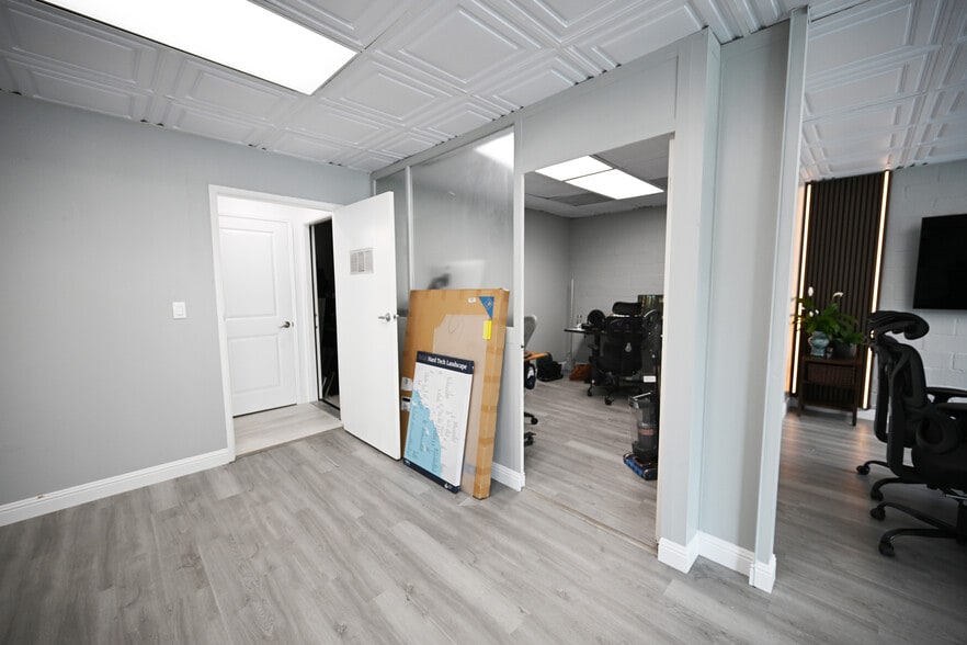 More Photos Of 145 Sheldon St, El Segundo Manufacturing For Lease