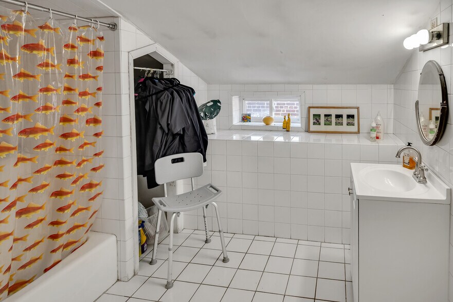 More Photos Of 43 Central Ave, Orange Service Station For Sale