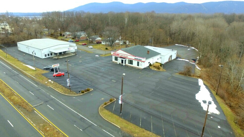 More Photos Of 2934 US Route 9W, New Windsor Township Auto Dealership For Sale