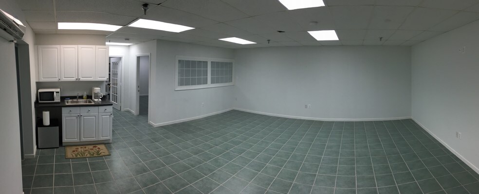 More Photos Of 4248-4250 Chain Bridge Rd, Fairfax Medical For Lease