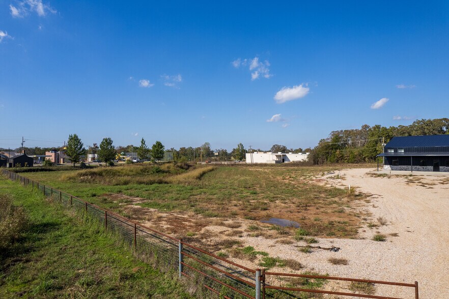 More Photos Of 440 Interstate 30 W, Mount Vernon Land For Sale