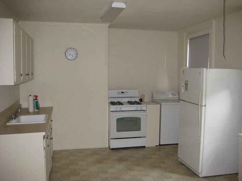 More Photos Of 360 Western Hwy, Tappan Apartments For Sale