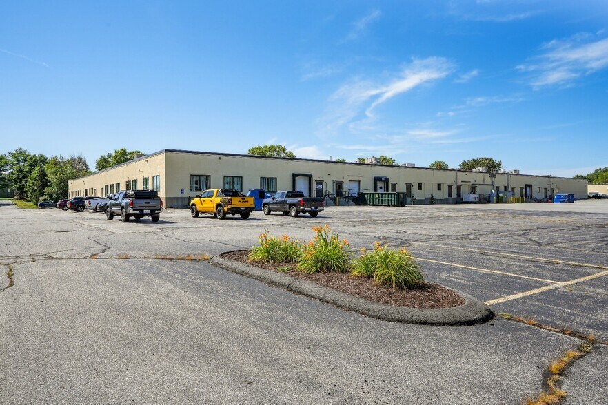 More Photos Of 21 Alpha Rd, Chelmsford Light Manufacturing For Lease