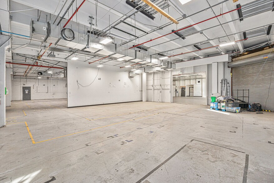 More Photos Of 1475 S Acoma St, Denver Warehouse For Sale