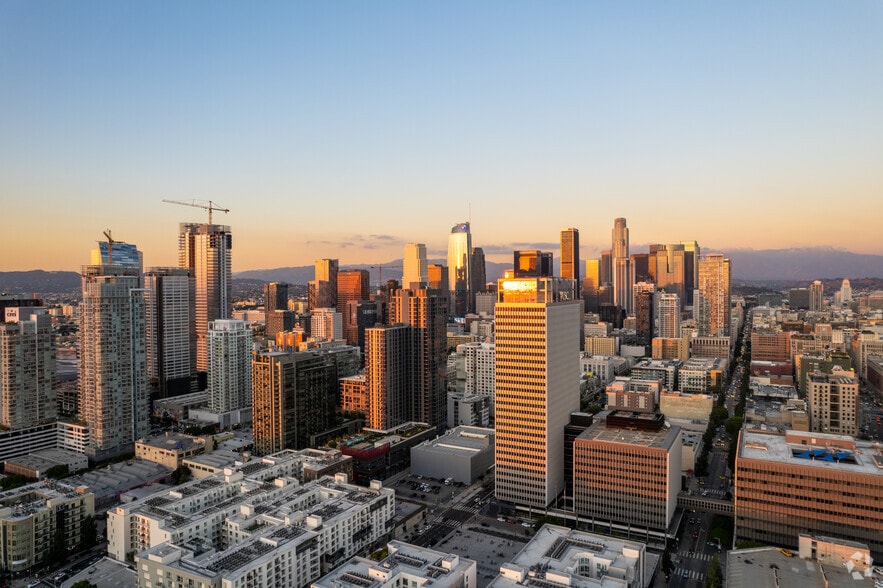 More Photos Of 1150 S Olive St, Los Angeles Office For Lease