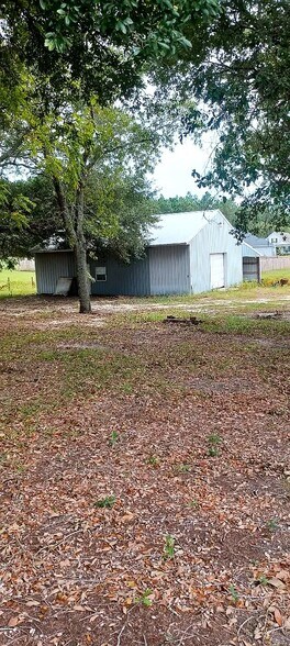 More Photos Of 2676 S Lake Dr, Lexington Office Residential For Lease