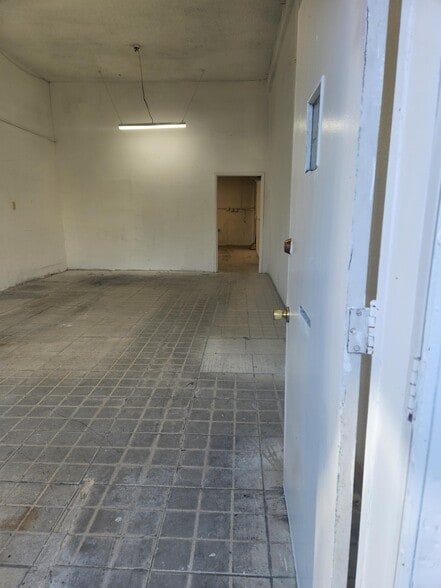 More Photos Of 4222 E Cesar E Chavez Ave, Los Angeles Storefront For Lease