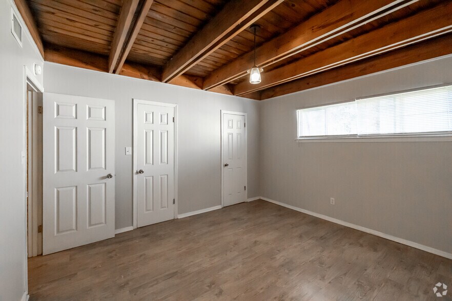 More Photos Of 2219 Dauphin Island Pky, Mobile Apartments For Sale