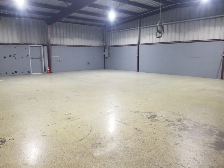 More Photos Of 14310 Auto Park Way, Houston Unknown For Lease