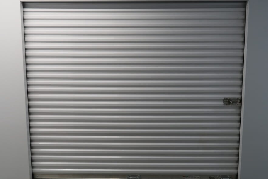 More Photos Of 3625 McEver Rd, Oakwood Self Storage For Sale