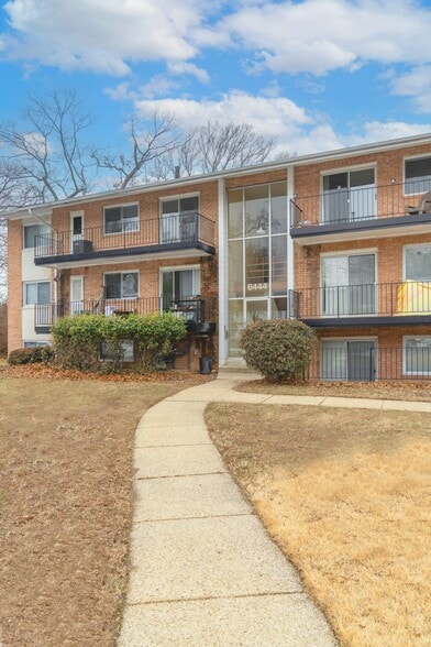 More Photos Of 6444 5th Ave, Takoma Park Apartments For Sale