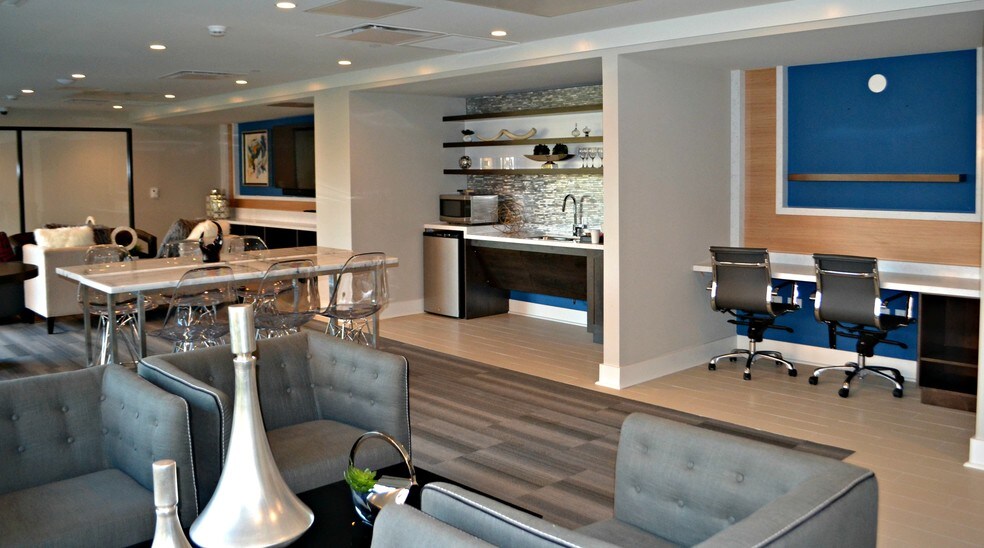 More Photos Of 847 Chicago Ave, Evanston Apartments For Lease