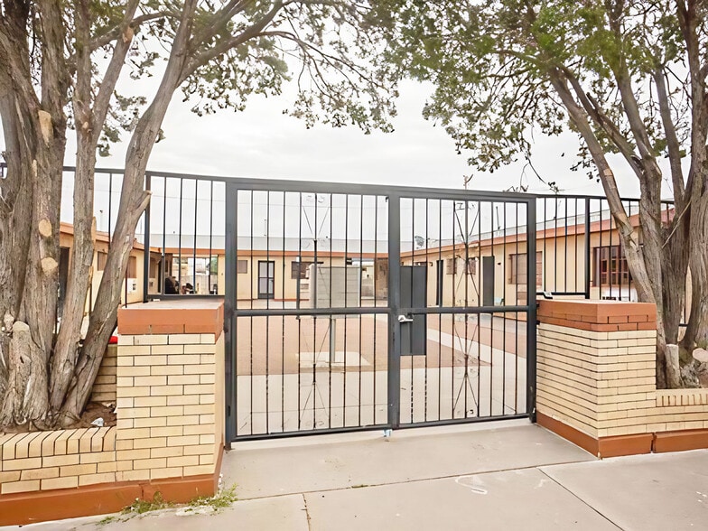 More Photos Of 8718 Lawson Dr, El Paso Apartments For Sale