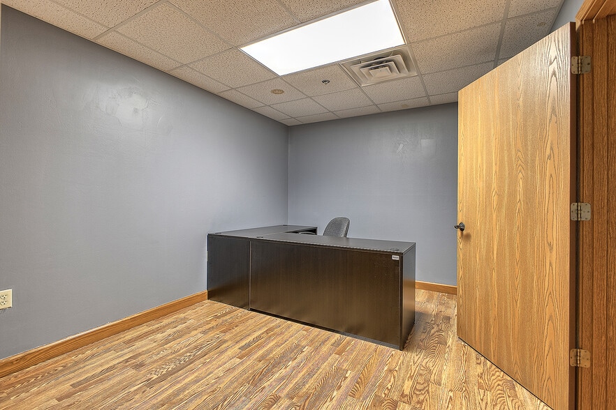 More Photos Of 911 Ligonier St, Latrobe Medical For Sale