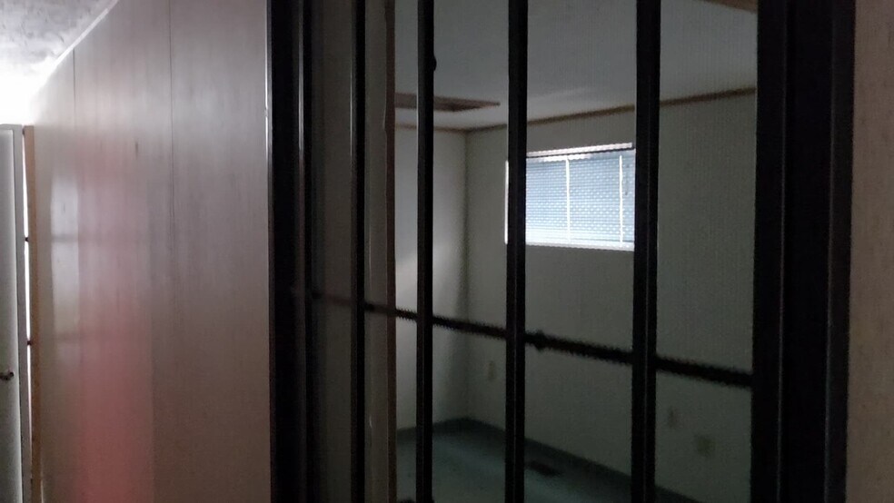 More Photos Of 101 N 6th St, Kingfisher Office For Sale