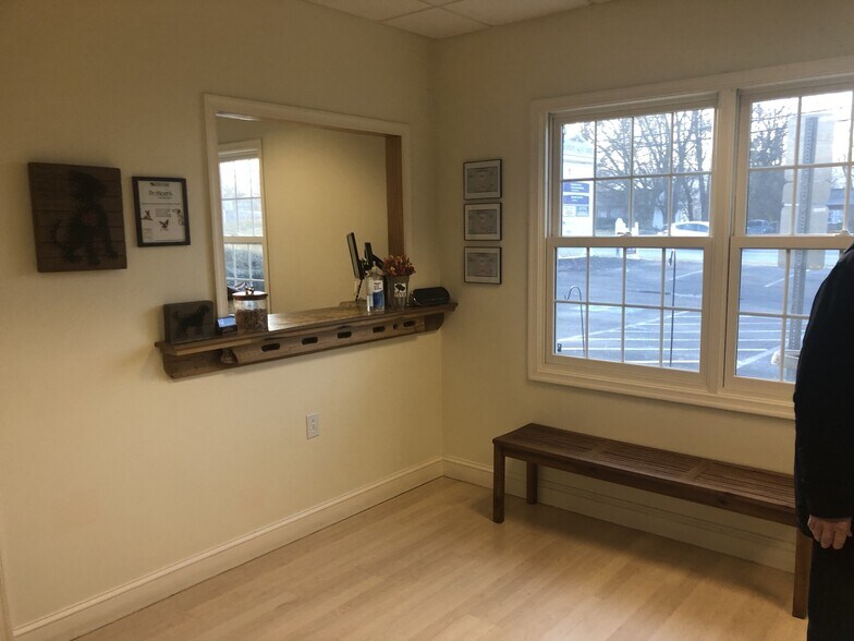 More Photos Of 4225 Main St, Elverson Freestanding For Lease