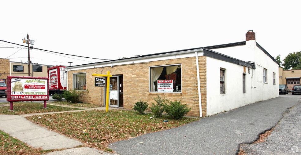More Photos Of 459 E 1st Ave, Roselle Warehouse For Lease