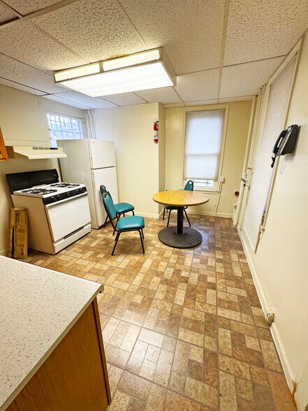More Photos Of 1439 R St NW, Washington Land For Lease