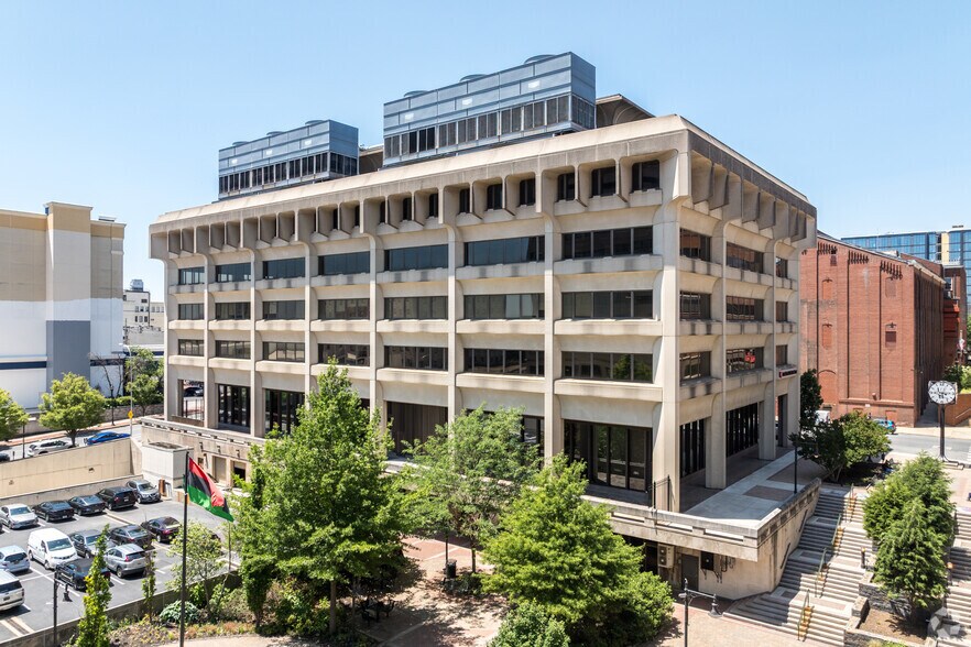 Primary Photo Of 800 N King St, Wilmington Office For Lease