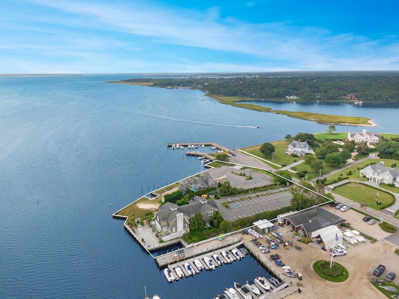 More Photos Of 56-58 S Bay Ave, Eastport Restaurant For Sale