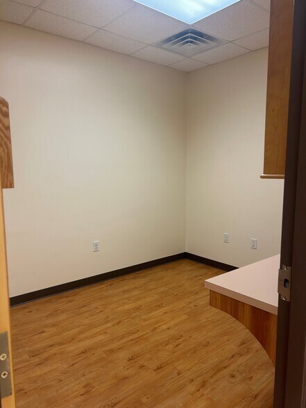 More Photos Of 2891 Tricom St, North Charleston Medical For Lease