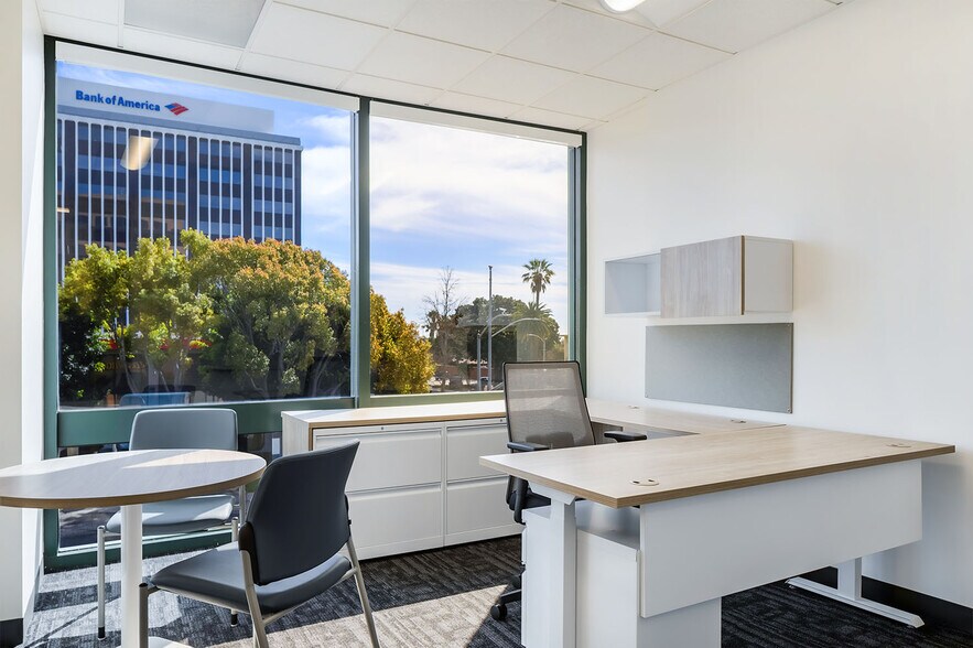 More Photos Of 222 S Harbor Blvd, Anaheim Office For Sale