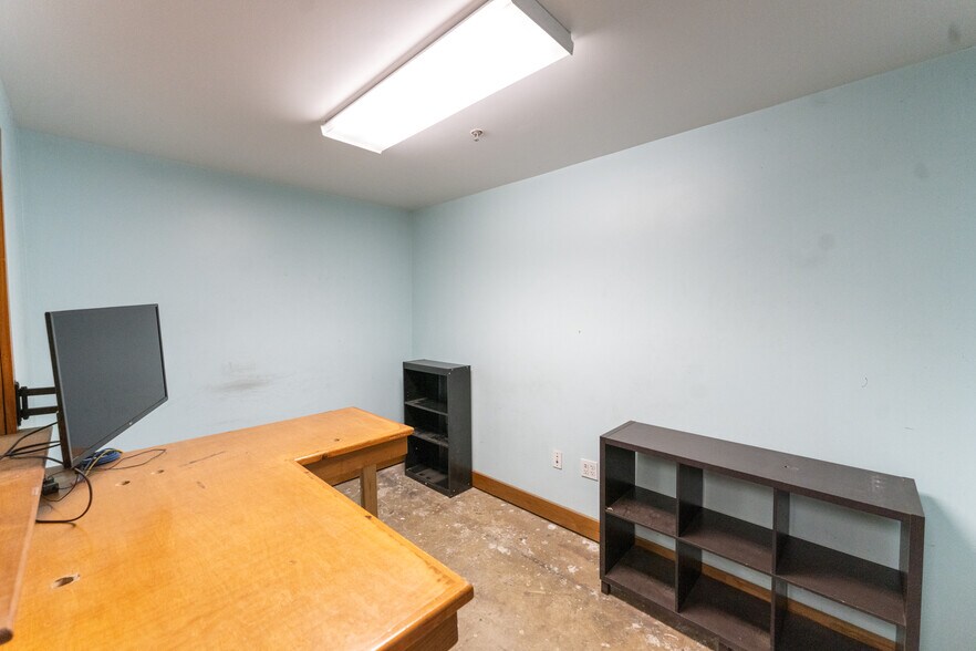 More Photos Of 3845 Northern Pike, Monroeville Freestanding For Lease