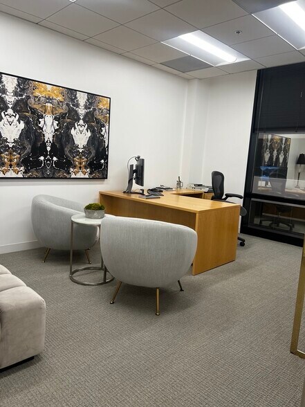 More Photos Of 10866 Wilshire Blvd, Los Angeles Office For Lease