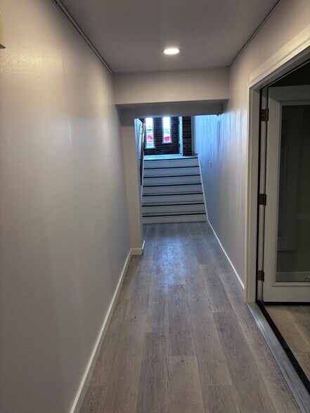 More Photos Of 1712 6th Ave, Tacoma Office Residential For Lease