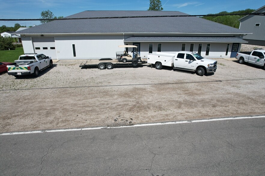 More Photos Of 1200 S Hartshorn Rd, Lakeside Marblehead Warehouse For Sale