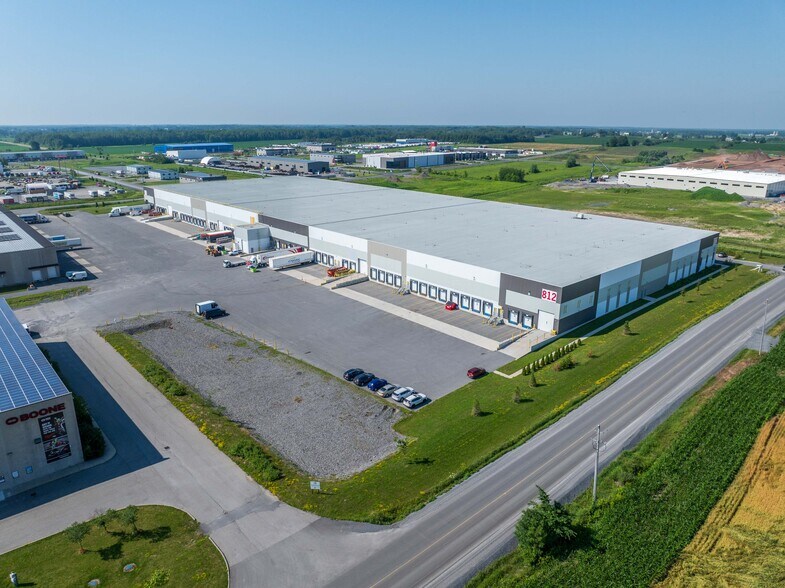 More Photos Of 812 Burton Rd, Vars Warehouse For Lease