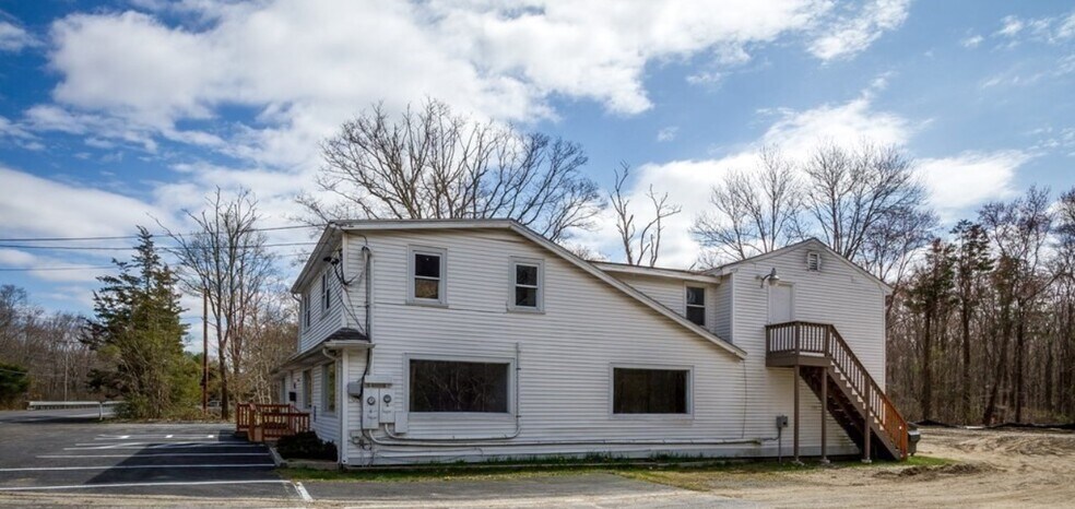 More Photos Of 87 Winthrop St, Rehoboth Storefront Retail Residential For Sale