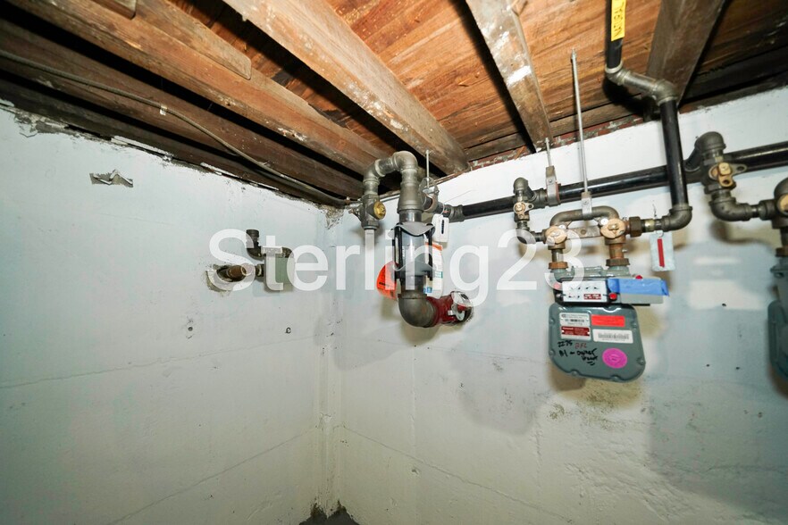 More Photos Of 28-01 23rd Ave, Astoria Storefront Retail Residential For Lease