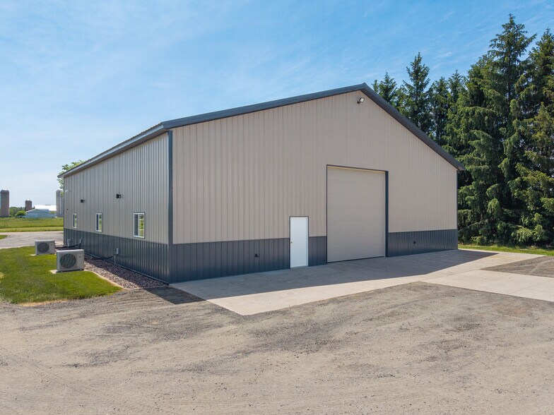 More Photos Of 22946 100th Ave, Cadott Manufacturing For Sale