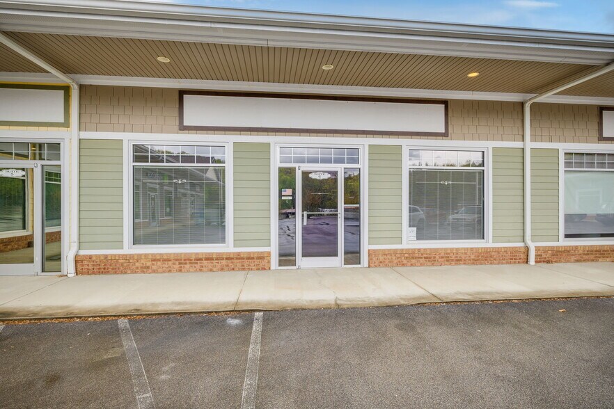 More Photos Of 3815 Highway 66 S, Rogersville Office For Lease