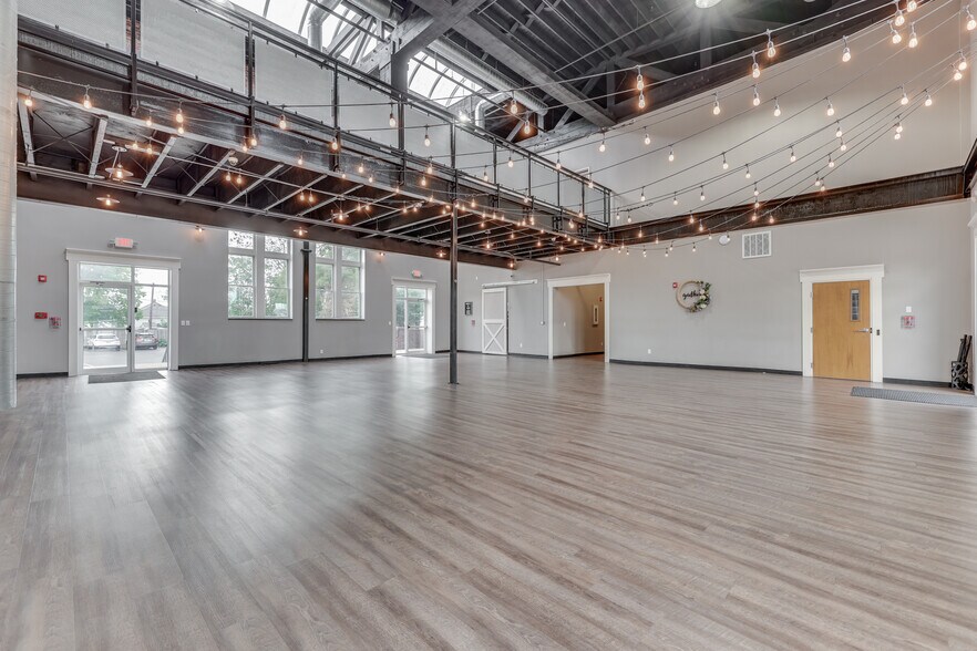 More Photos Of 2 N Madison Ave, Greenwood Loft Creative Space For Sale