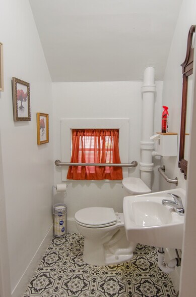 More Photos Of 1024 8th St, Greeley Office Residential For Sale