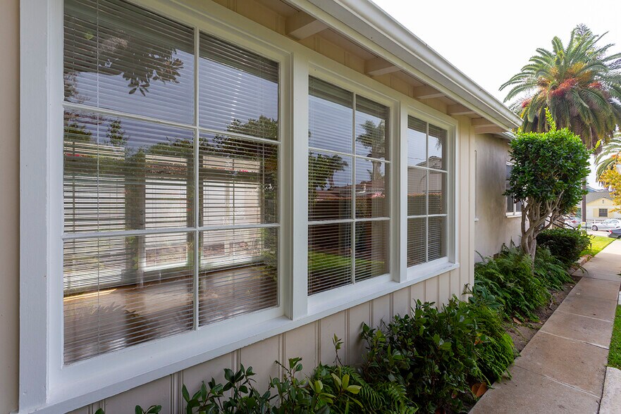 More Photos Of 7409-7415 Eads Ave, La Jolla Apartments For Sale