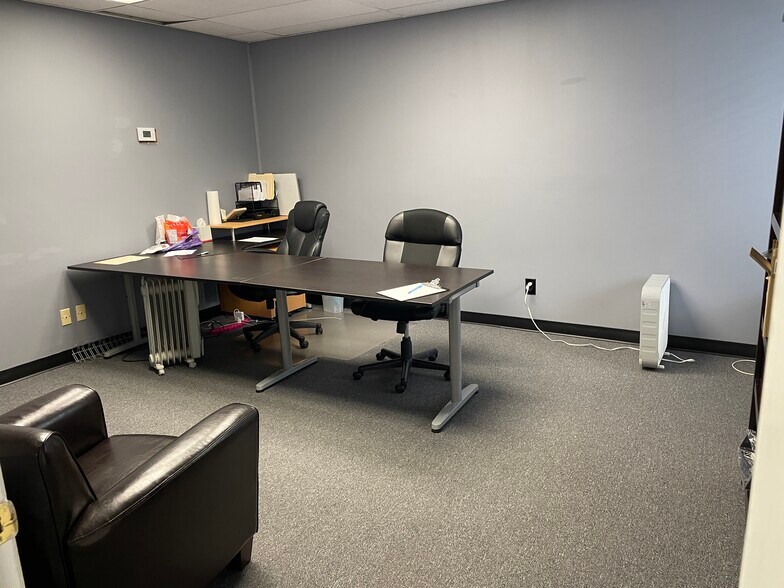 More Photos Of 1844-1858 Star Batt Dr, Rochester Hills Warehouse For Lease