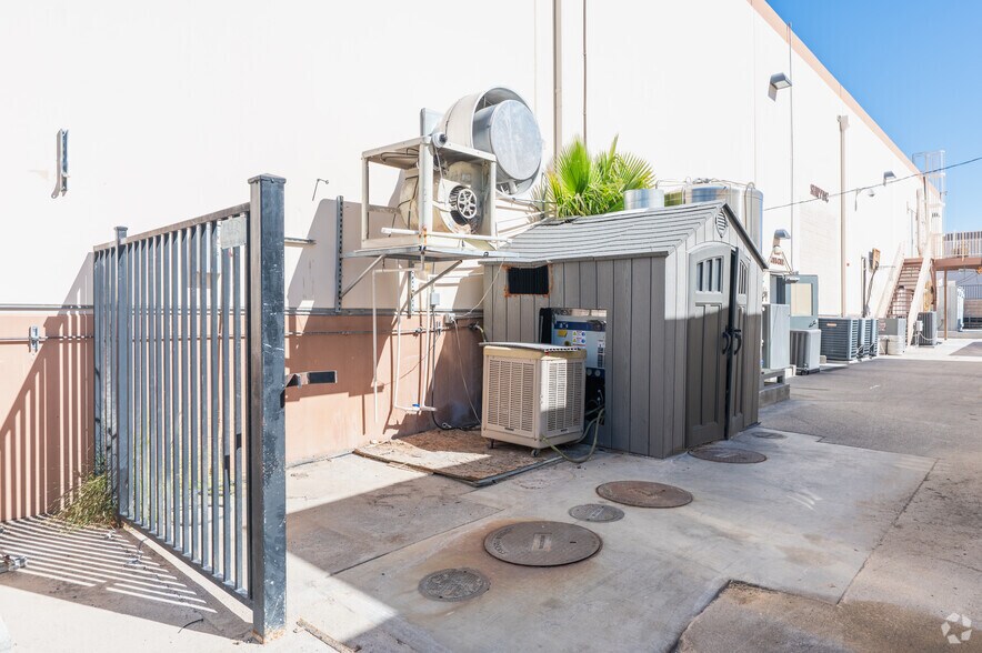 More Photos Of 4145 Wagon Trail Ave, Las Vegas Warehouse For Sale