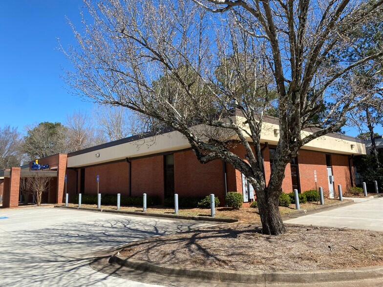 More Photos Of 3885 Medical Park Dr, Austell Medical For Lease