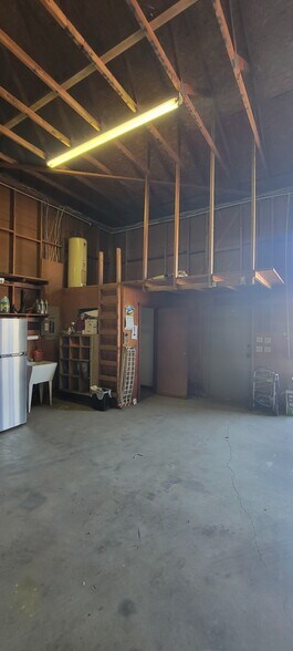 More Photos Of 650 S 7th St, Chowchilla Industrial For Sale