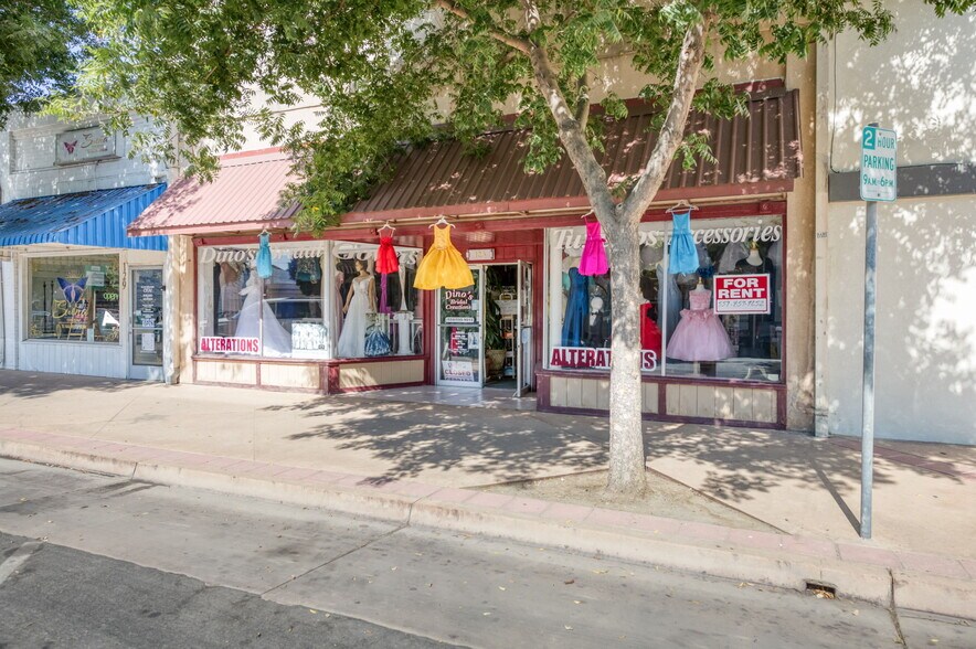 More Photos Of 101 N L St, Dinuba Storefront For Sale