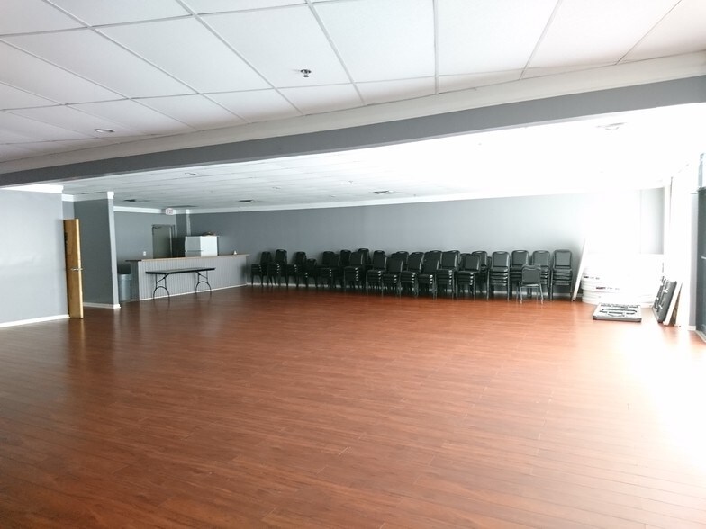 More Photos Of 1544 Tara Rd, Jonesboro General Retail For Lease