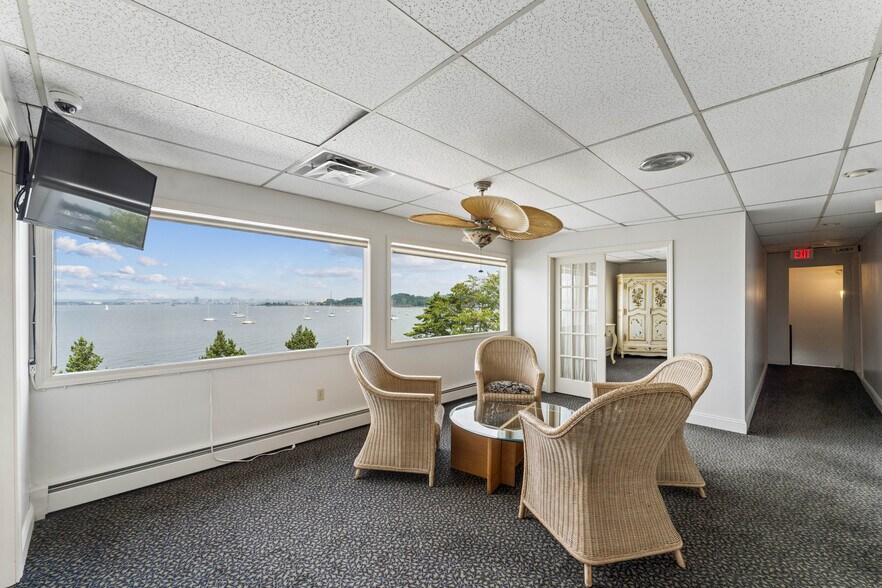 More Photos Of 62 Cove St, New Haven Specialty For Sale